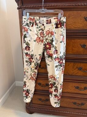 JEN7 by For All Mankind Floral Ankle Skinny Jeans Size 6 Cream